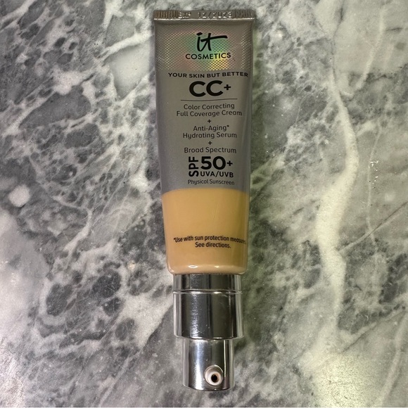 It Cosmetics CC Foundation Neutral Tan - Picture 1 of 3